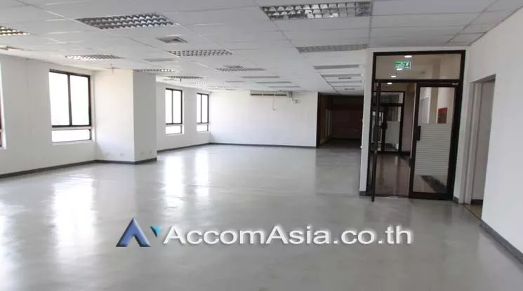 5  Office Space For Rent in Phaholyothin ,Bangkok MRT Phahon Yothin at Elephant Building AA18760